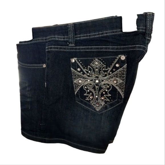 JZ Premium Denim Shorts. Bling pockets with rhinestone diamond button. Sz 15 Jrs - Picture 3 of 7